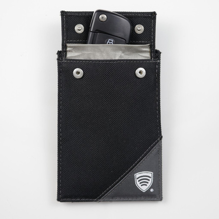Signal blocker pouch for keyless entry car fob 